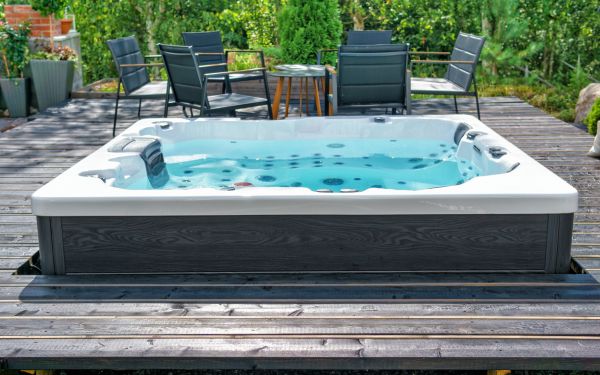 Cost of Spa Deck Remodeling in Oceanside
