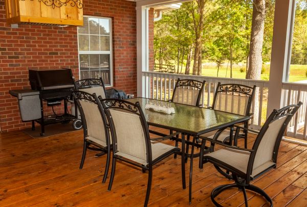 Cost of Residential Deck Installation in Oceanside