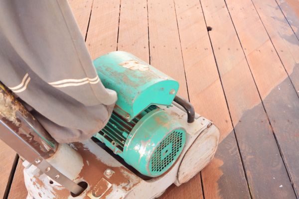 Cost of Cedar Deck Sanding in Oceanside